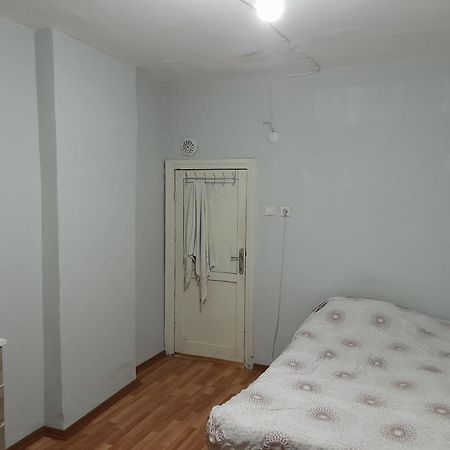 דירות איסטמבול Sharing Flats Taksim Square מראה חיצוני תמונה